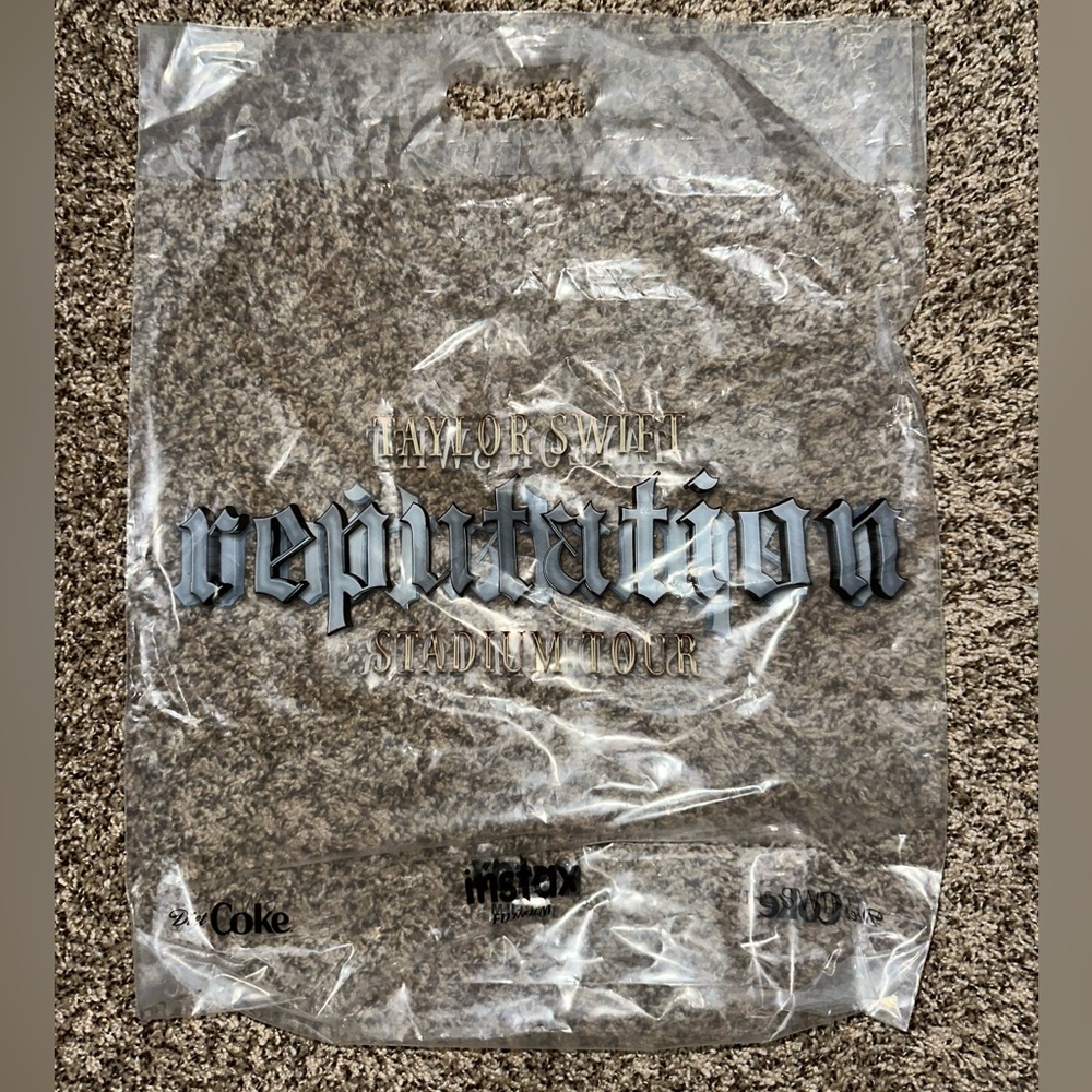 Taylor Swift Reputation Stadium Tour Bag